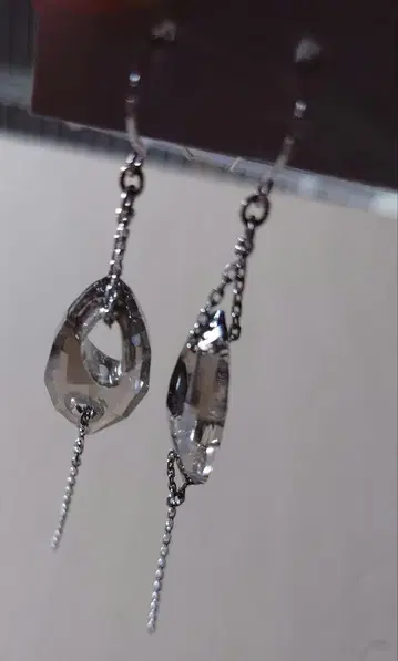 스와로브스키 드롭형 귀걸이
