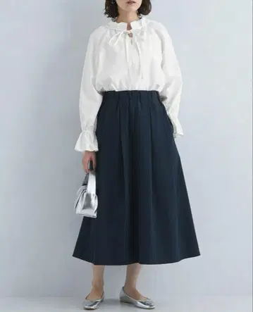 UNITED ARROWS 그린 라벨 프릴 넥 리본 블라우스