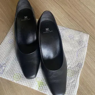 와코루 성공 워크 블랙 펌프스 21.5cm EE