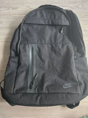 Nike 엘레멘탈 프리미엄 블랙 백팩