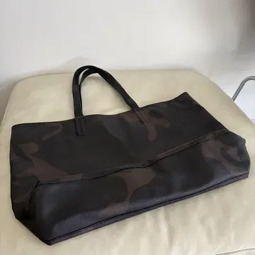 유나이티드 애로우즈 카모플라쥬 백