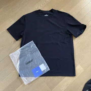 COVEROSS 블랙 티셔츠 M 사이즈