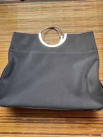 블랙 포멀 백 핸들 포함