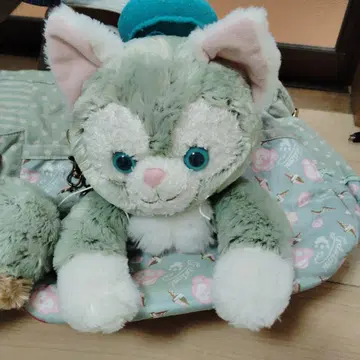 그린 봉제 인형 백