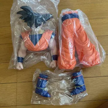 초사이어인 Goku 피규어 약 36cm