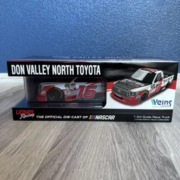LiONEL Racing veins Canada 도요타 툰드라