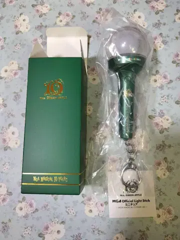 Mrs. GREEN APPLE 라이트 스틱 미니어처 10YEARS