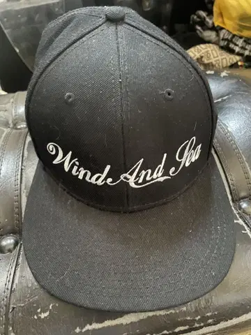 Wind And Sea 블랙 야구 모자