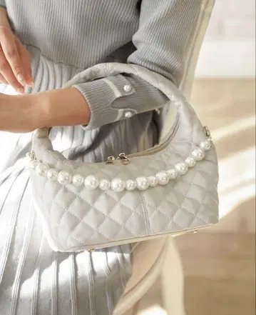 le reve vaniller 펄 퀼팅 핸드백