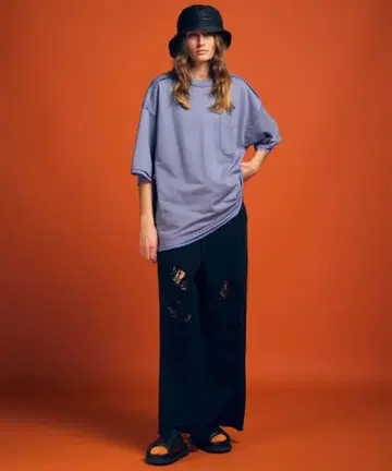 MAISON SPECIAL 미니 쭈리 컷오프 프라임 오버 포켓 티셔츠
