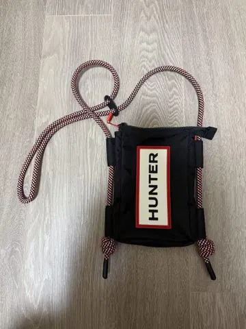 HUNTER 숄더백 사코슈 블랙