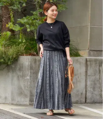 JOURNAL STANDARD 오리엔탈 프린트 플레어 스커트 블랙