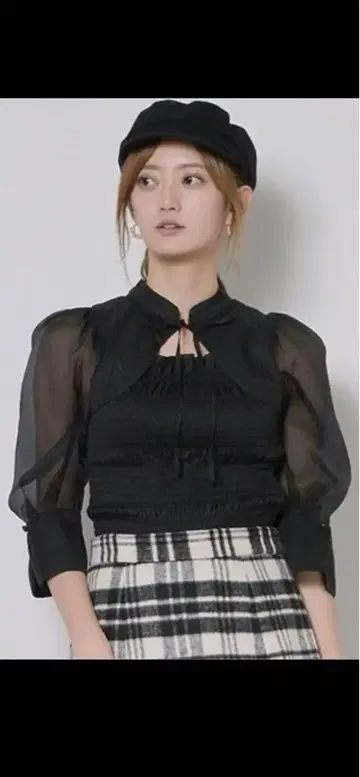 스나이델 시어 블라우스 플레어 슬리브