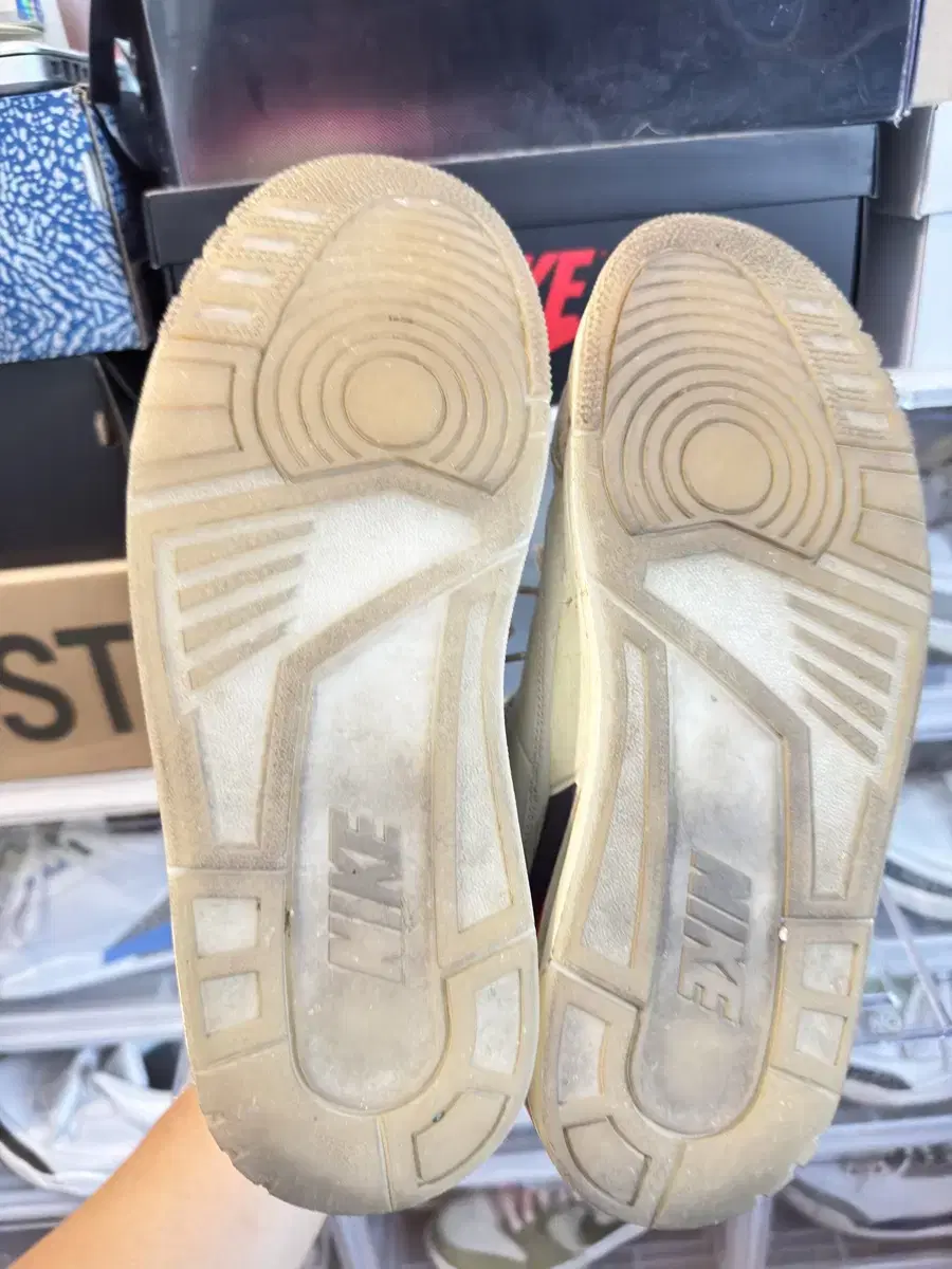 Product Details - 4