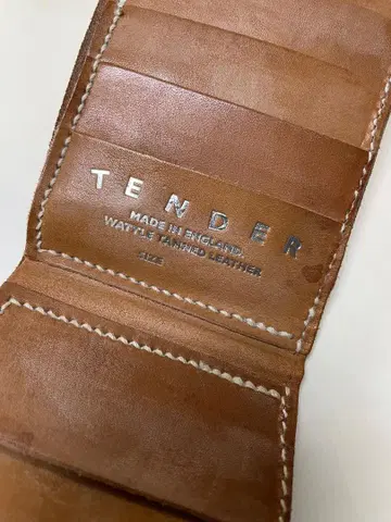 TENDER 텐더 두겹 지갑
