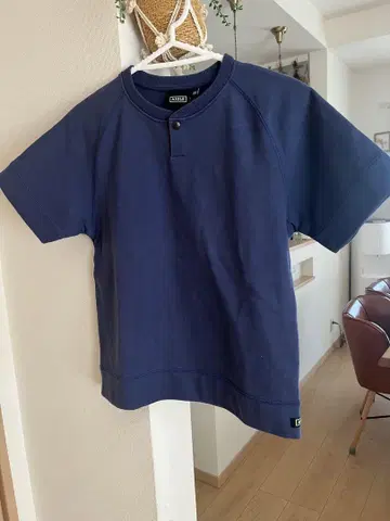 새상품급! AIGLE 티셔츠 마크 포함 XS 네이비