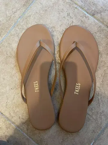 TKEES 브라운 플립플랍