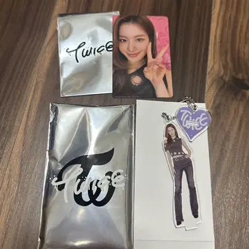 TWICE 키링 트레이딩 카드 세트