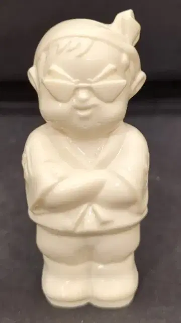 몬스톡 카네테츠 토우챠 (화이트 성형)