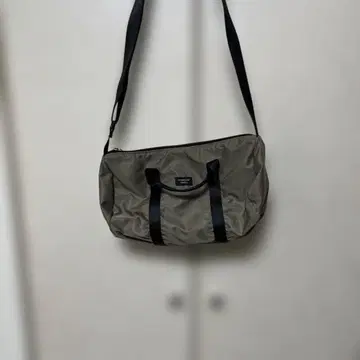 STANDARD SUPPLY 숄더백 올리브