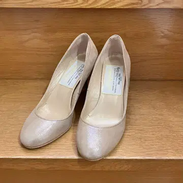 Pippichic 피피시크 라메 라운드토 펌프스 36 1/2