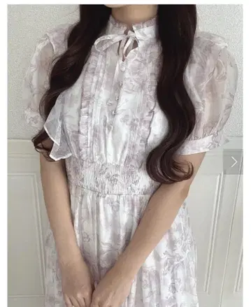 evelyn 라메 프릴 꽃무늬 OP 핑크