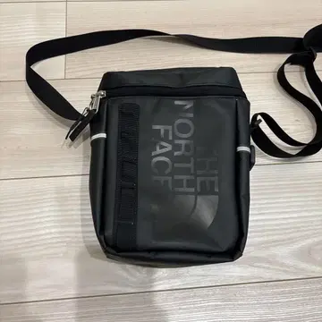 THE NORTH FACE 숄더백 블랙