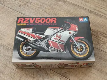 야마하 RZV500R