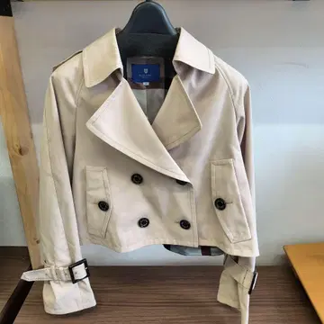 BLUE LABEL CRESTBRIDGE 베이지 자켓 38