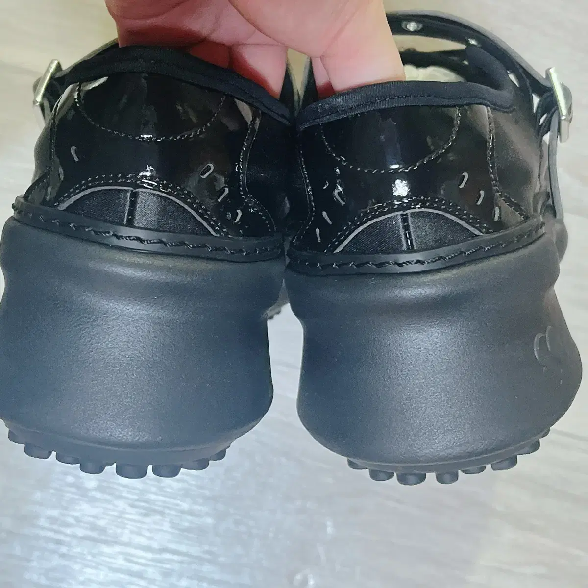 ★ flct Fluffy Citrus ★ Glow padding mary janeBlack 501370 New Fluffy Citrus Glow Studded Mary Jane Black 250 on