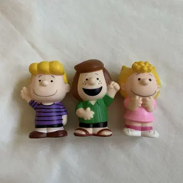 PEANUTS 스누피 소프트 비닐 3종 슈로더 페퍼민트 패티 샐리