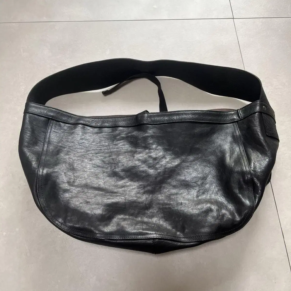 Taiga Takahashi LOT.004 Horse Leather Newsboy Bag #타이가
