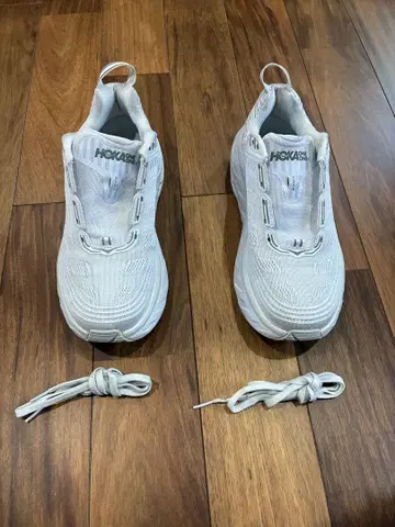 HOKA ONE ONE BONDI 6 화이트 25.5cm