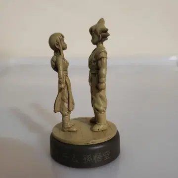가챠폰 드래곤볼 손오공과 치치 피규어