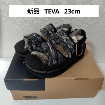 새상품 TEVA 샌들 블랙 23cm 통굽 emmi