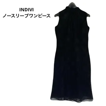 새상품급 INDIVI 블랙 도트 무늬 슬리브리스 원피스 38
