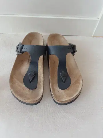 버켄스탁 블랙 플립플랍 36