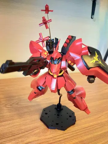 HGUC 사자비 완성품