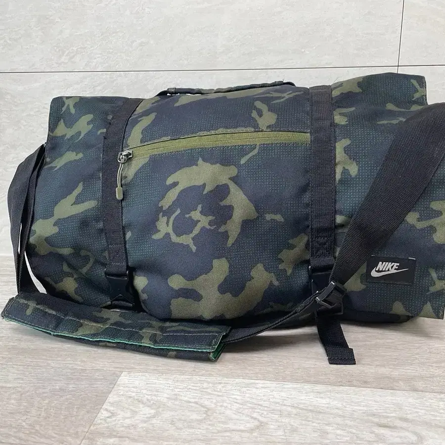 nike camo crossbody bag