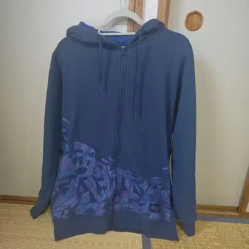 Roselia 후드티 전시품