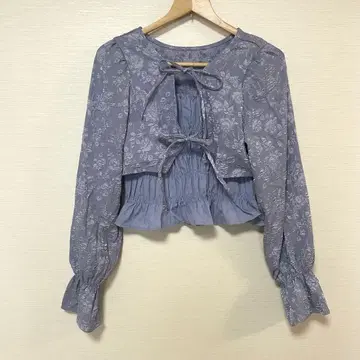 as know as 꽃무늬 블라우스 볼레로 블루 2개 세트 프리 사이즈
