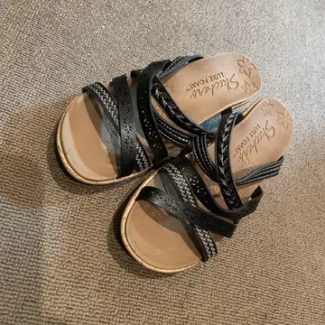 Skechers 블랙 컴포트 샌들