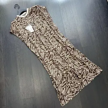 새상품 스콧 클럽 라디에이트 노카라 프론트 버튼 원피스 야마다야