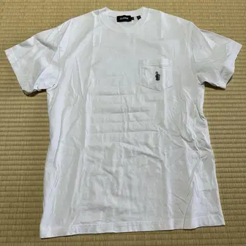 XLARGE 화이트 티셔츠 L 사이즈