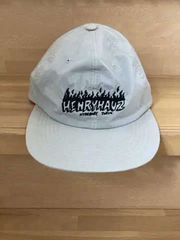 HENRYHAUZ 자수 캡 라이트 그레이