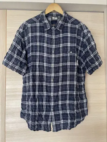 BURTON 버튼 반팔 체크 셔츠 네이비 계열 XL