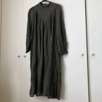 아두이트리스테스 오라리 야에카 미나 페르호넨 포멀