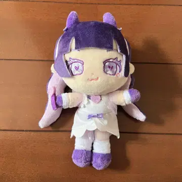 삐삐 소리를 내보세요. 고리네요. 봉제 인형입니다.