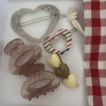 POTETE 포테테 하트 클립 헤어핀 복조리 포함