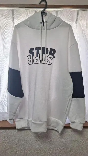 STPR 후드티